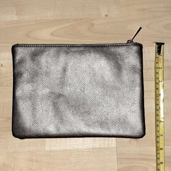 Merona metallic purse clutch make up bag pouch travel wallet card holder NWOT - Picture 4 of 8
